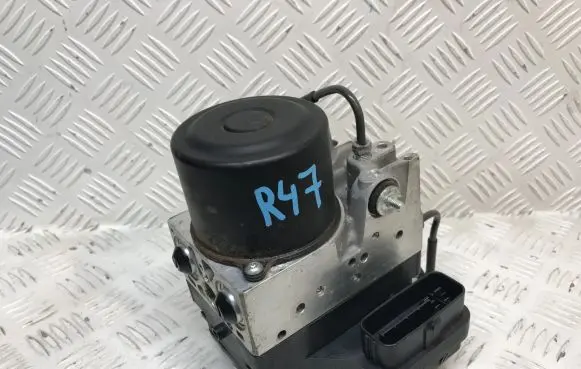 Lexus IS 220D-250-350 ABS Pump 4454053240