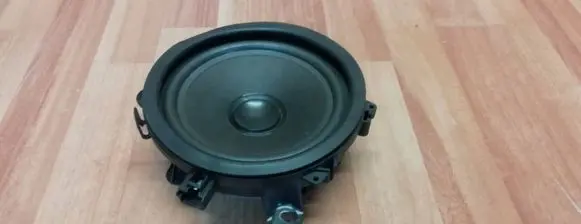 Volvo V50 Front door speaker 8651207