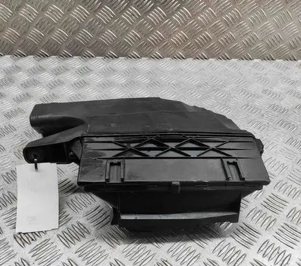 Mercedes-Benz E W213 Air filter box A6420904401