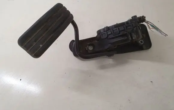 Renault Espace - Grand espace IV Accelerator throttle pedal 8200007512