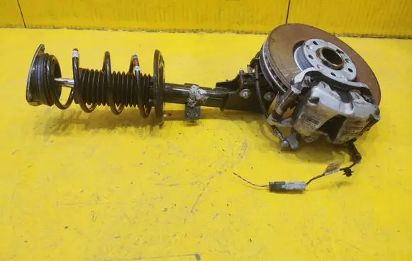 Peugeot 408 P54 Front wheel hub spindle knuckle 9854047180