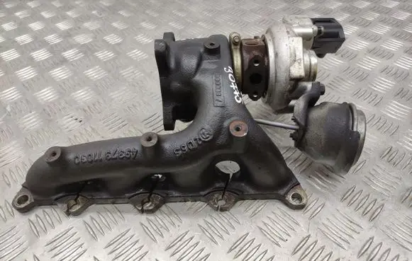 Volkswagen Golf VI Turbo 03C145701R 06H145710D