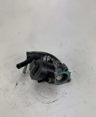 Mercedes-Benz E W213 EGR valve A6541400460 A6541400560