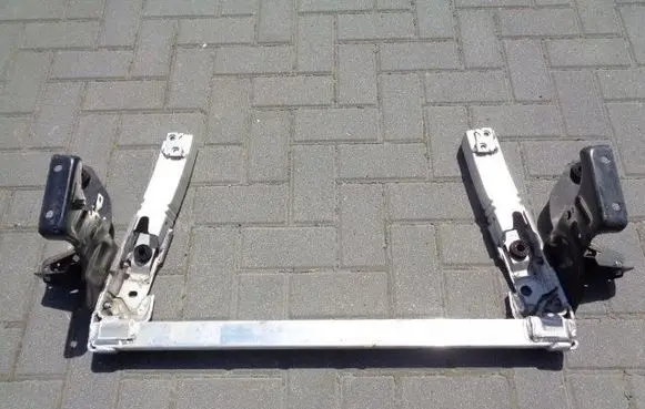Maserati Ghibli Bottom radiator support slam panel 