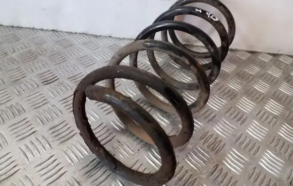 Suzuki Grand Vitara II Front coil spring rubber mount 