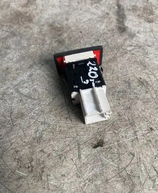 Volkswagen Jetta VI Hazard light switch 5c6953509A