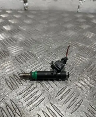BMW 6 E63 E64 Fuel injector 7525721