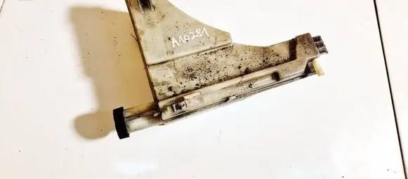 Nissan Tiida C11 Coolant expansion tank/reservoir