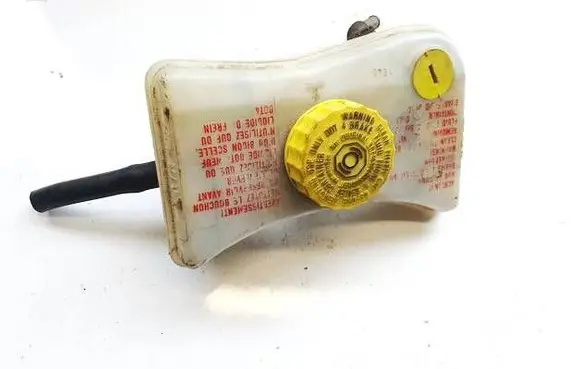Seat Exeo (3R) Brake fluid reservoir 32067009