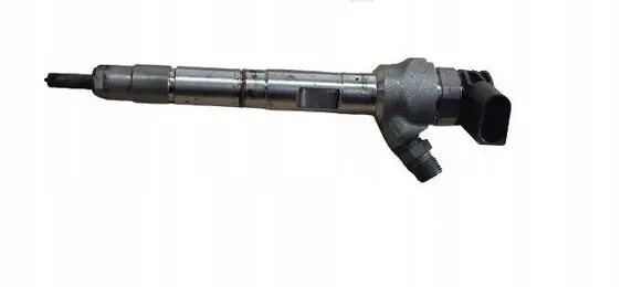 Skoda Octavia Mk3 (5E) Fuel injector 05L130277E