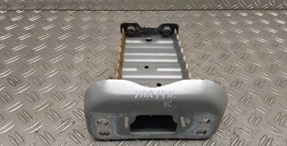 Toyota Yaris Front bumper shock/impact absorber 