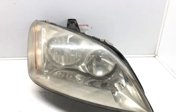 Ford Focus C-MAX Headlight/headlamp 3M51-13005-AH