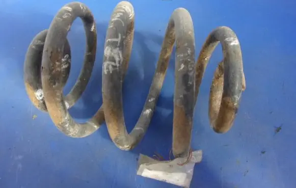 BMW 3 E30 Rear coil spring