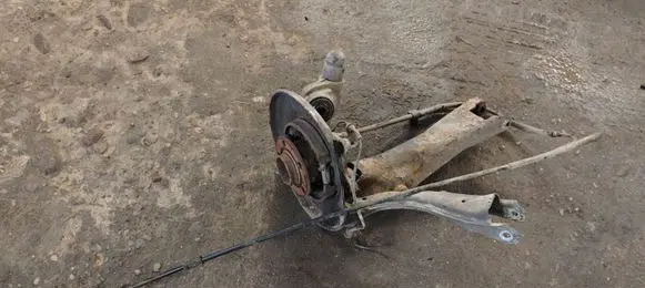 Volvo XC70 Rear wheel hub 