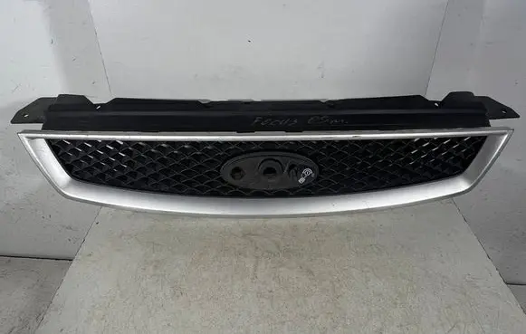 Ford Focus Front bumper upper radiator grill 4M518138AE 4M518200AJ 4M518200BJ