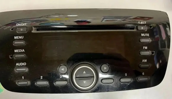 Opel Combo D Radio/CD/DVD/GPS head unit 0520594880 E1034546 28533580