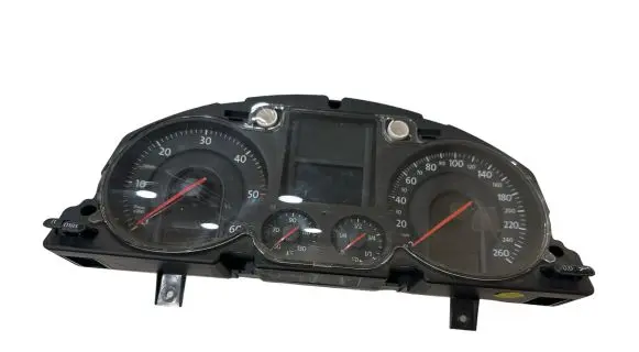 Volkswagen PASSAT B6 Speedometer (instrument cluster) A2C53145550