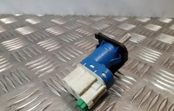 Ford Focus Brake pedal sensor switch 3M5T9C872AB
