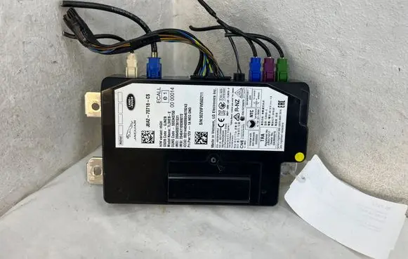 Jaguar XE Bluetooth control unit module J8A270718CS