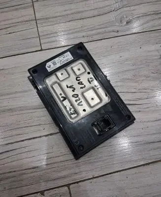 Renault Clio V Wireless charging module 283423095R
