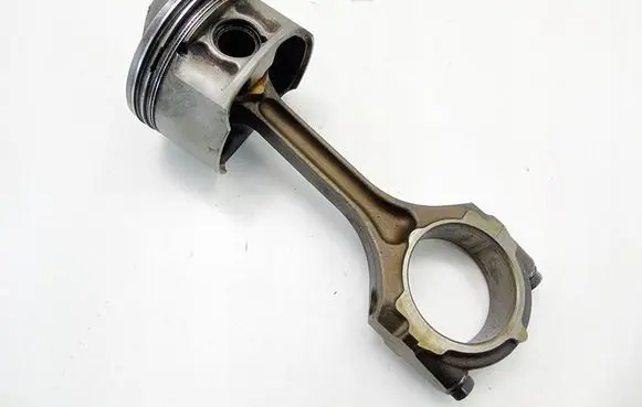 Renault Megane II Piston with connecting rod 82L76