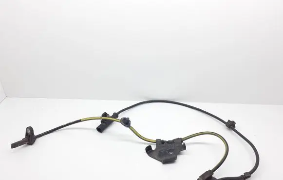 Toyota Avensis T270 ABS brake wheel speed sensor 8954202061