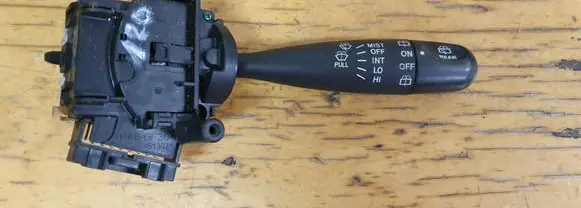 Suzuki Alto Wiper control stalk PA6GF30