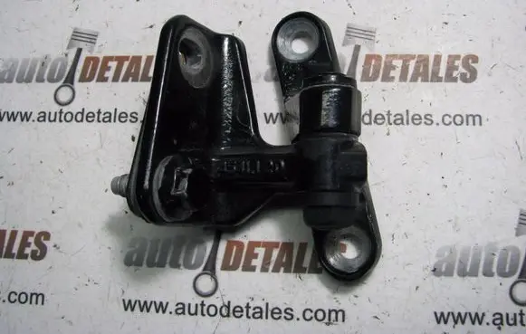 Mercedes-Benz A W169 Rear door upper hinge