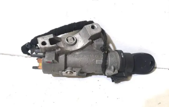Audi A4 S4 B7 8E 8H Ignition lock 4B0905851Q