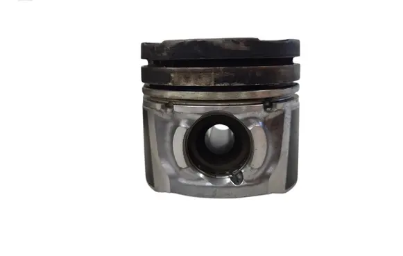 Volvo V50 Piston 