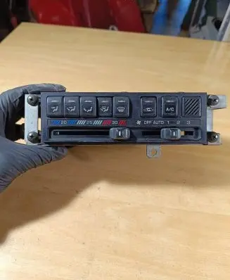 Nissan Terrano Climate control unit 2763053E10