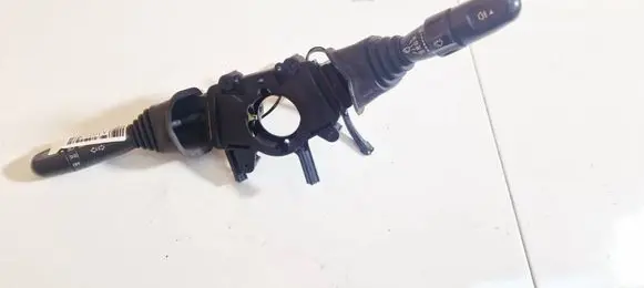 Wiper turn signal indicator stalk/switch