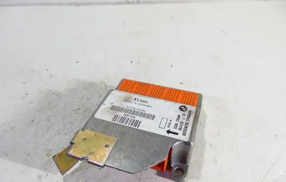 BMW 5 E39 Airbag control unit/module 8374799