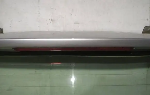 Volkswagen Polo IV 9N3 Third/center stoplight
