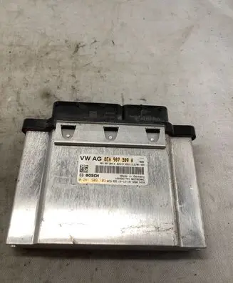 Volkswagen Golf VII Engine control unit/module 0EA907309A 0261S09103