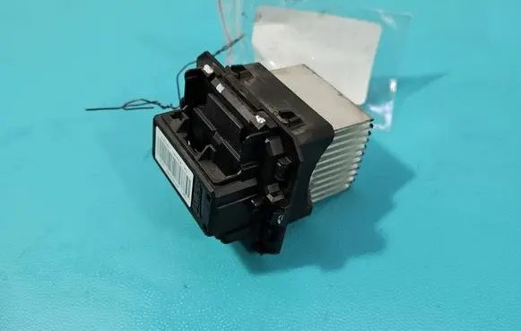 Renault Trafic III (X82) Heater blower motor/fan resistor T1031332XB IMPRK1545562