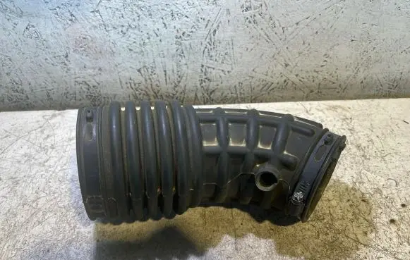 Dodge Durango Intake resonator 05038139AF