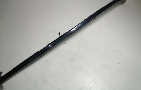 Under headlight/headlamp trim