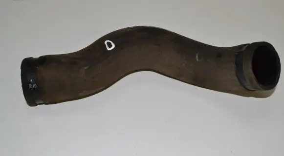 Nissan NP300 Intercooler hose/pipe