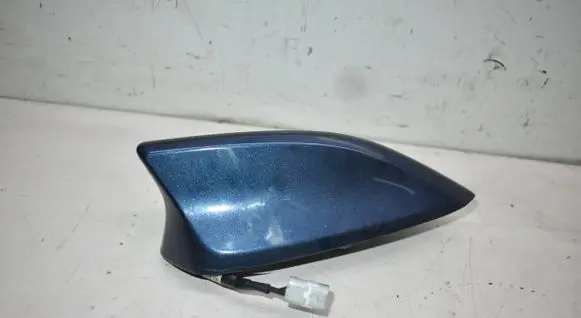 Mazda 3 II Aerial GPS antenna 71403
