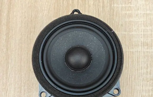 BMW 4 G22 G23 G24 G26 Front door speaker 2622546