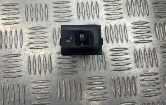 Audi A3 S3 8L Seat heating switch 8L0963564A