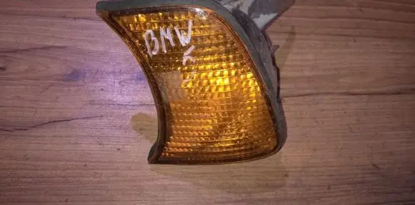 Front indicator light