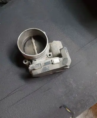 Volkswagen Touareg I Throttle valve 03H133062 A2C53092504 0201072228