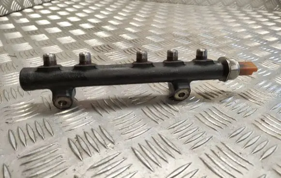 Peugeot 308 Fuel main line pipe 9804776780 142401142 28497Z01