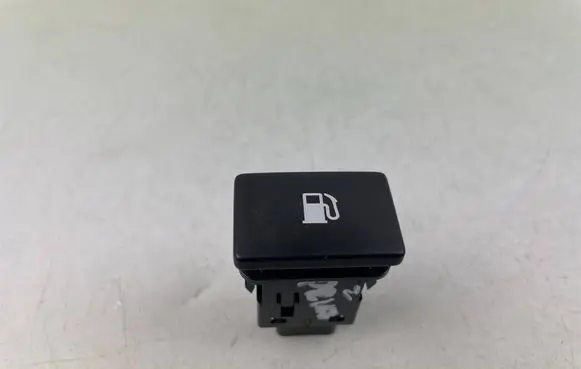 Toyota Prius (XW50) Fuel cap release pull handle M61693
