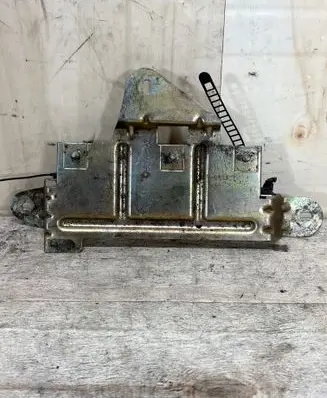 BMW 5 E39 Holder (bracket) 8368229 65128368229