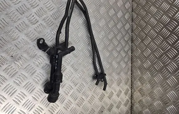 Audi A6 S6 C7 4G Engine coolant pipe/hose 04L122157AC