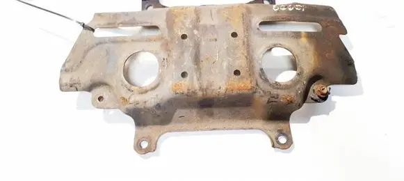 Engine mounting bracket