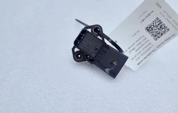 Volkswagen PASSAT B7 Air pressure sensor 0281002977 03G906051E